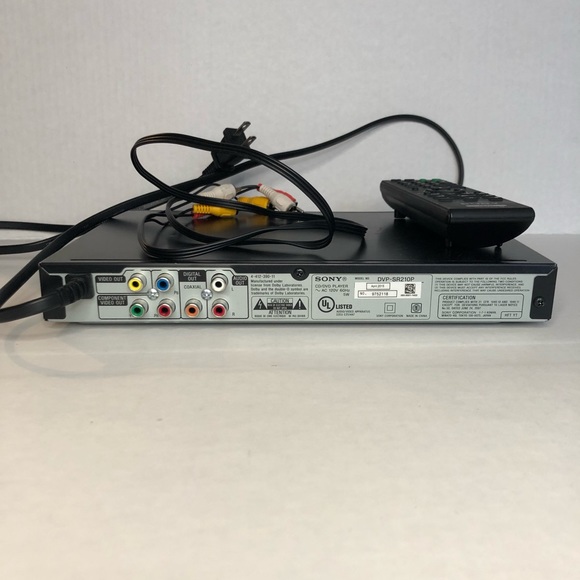 Sony DVP-SR210P DVD Player Composite Cable Remote New Batteries Included WORKS - Picture 5 of 10